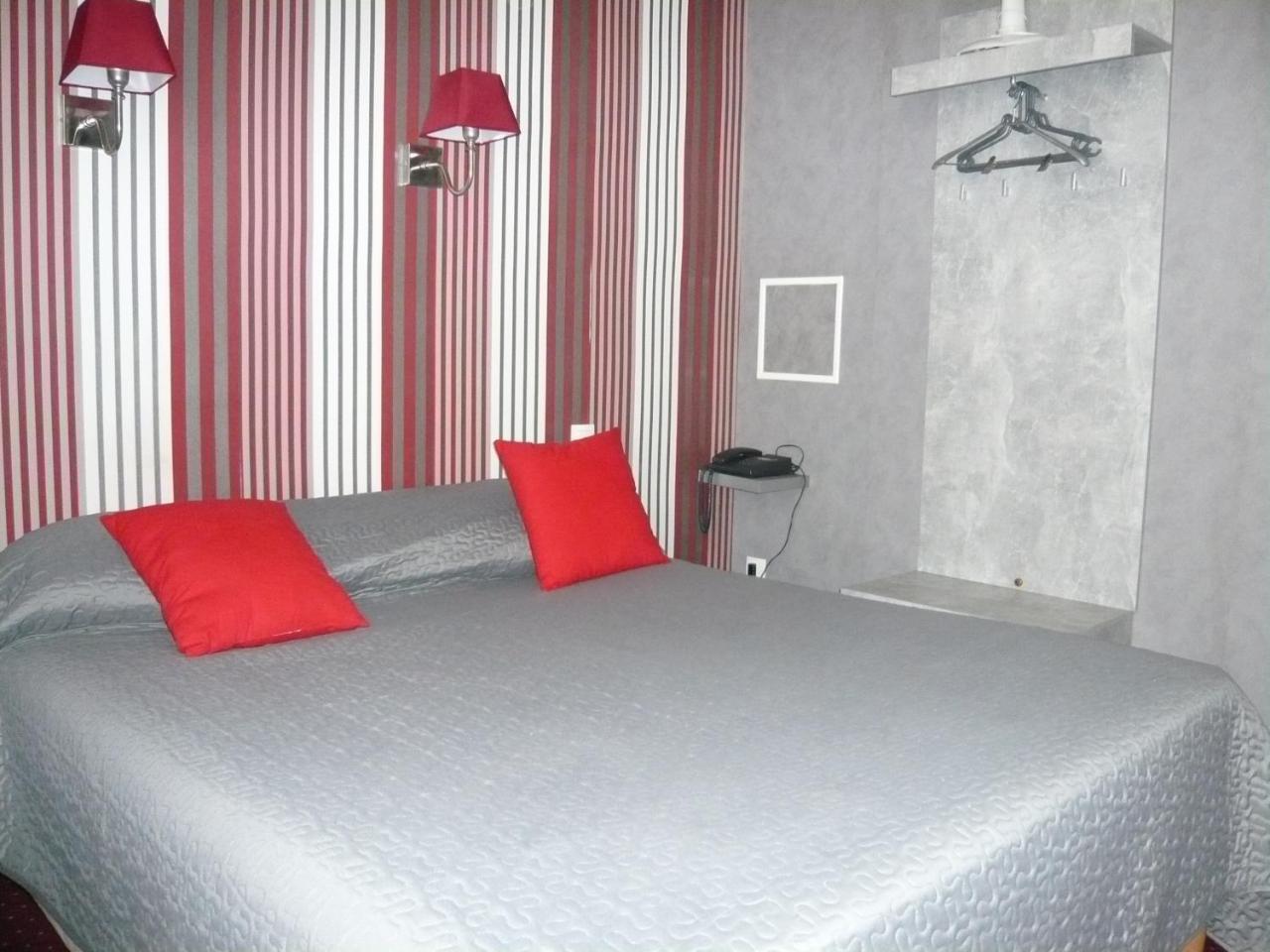 Hotel - Restaurant Saint Jacques بلْوا المظهر الخارجي الصورة