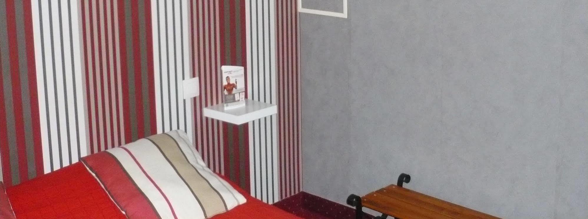 Hotel - Restaurant Saint Jacques بلْوا المظهر الخارجي الصورة